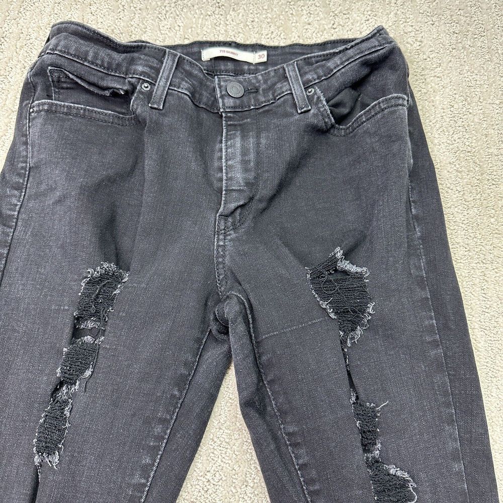 Levis 711 Jeans Women Black Distressed Skinny Slim Mid-Rise Denim Pants Size 30 - Picture 5 of 12